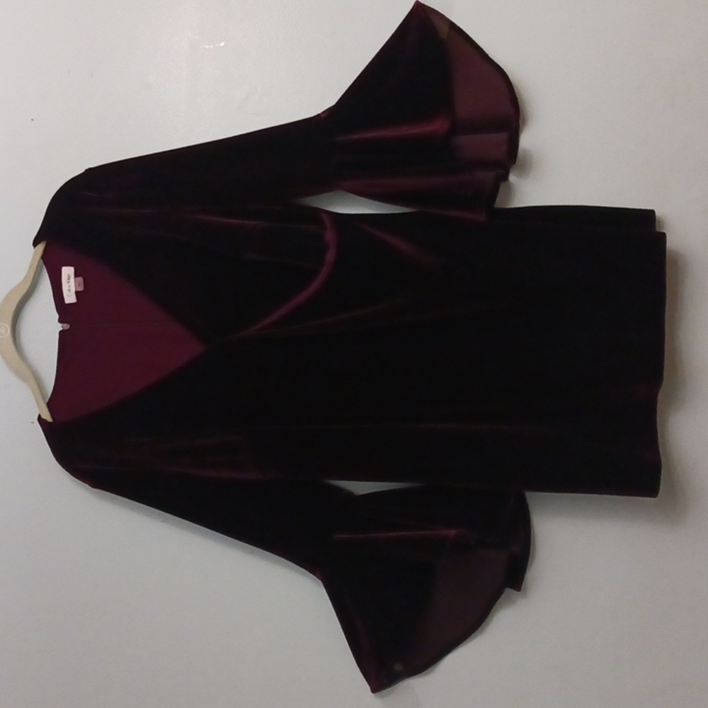 Calvin Klein size 16 women's velvet mini dark purple flutter sleeves dress.